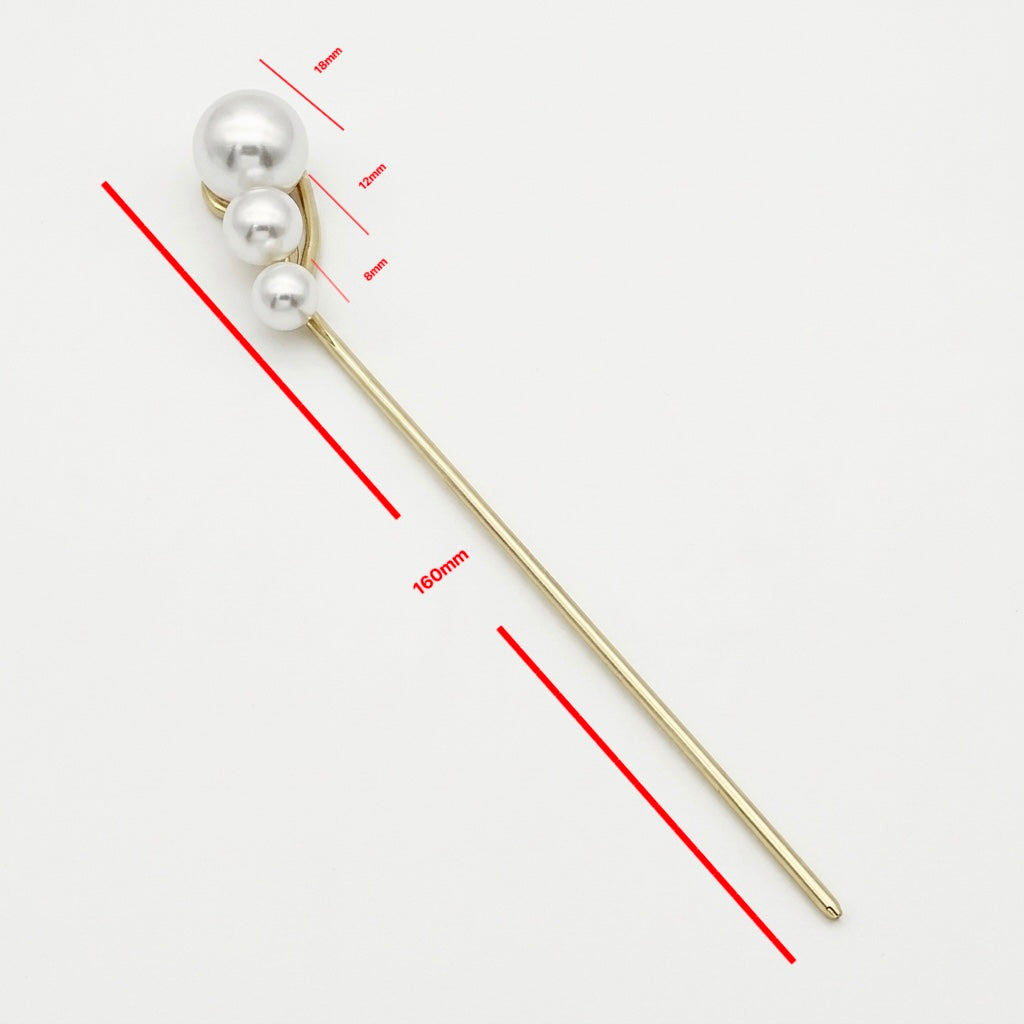 Triple Pearl Hairpin
