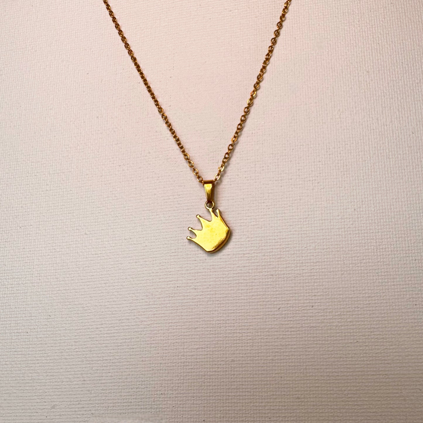 Reina Necklace