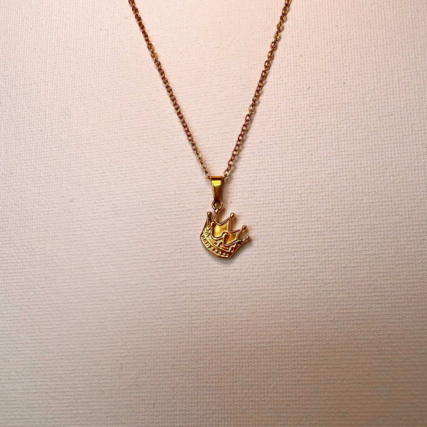 Reina Necklace