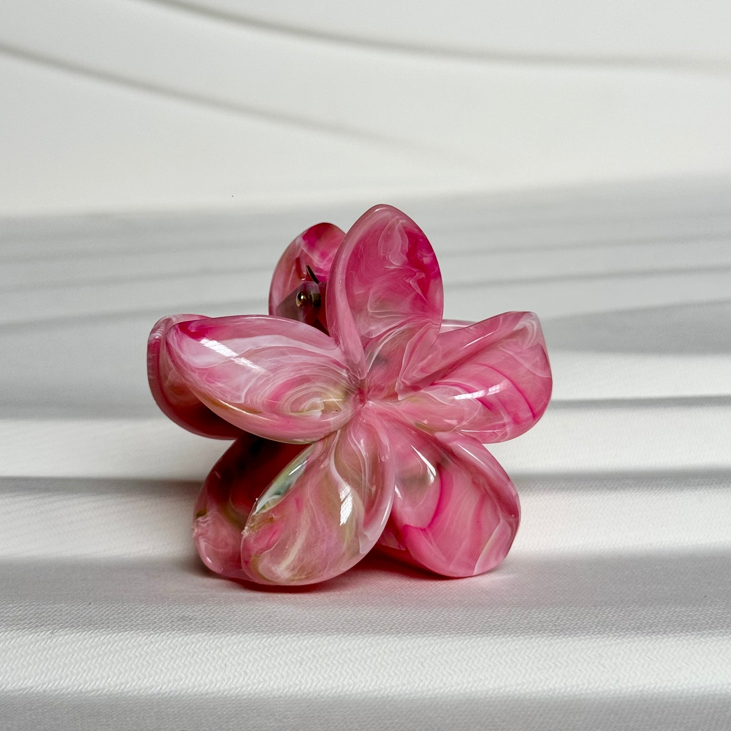 Marble Flower Claw Clip