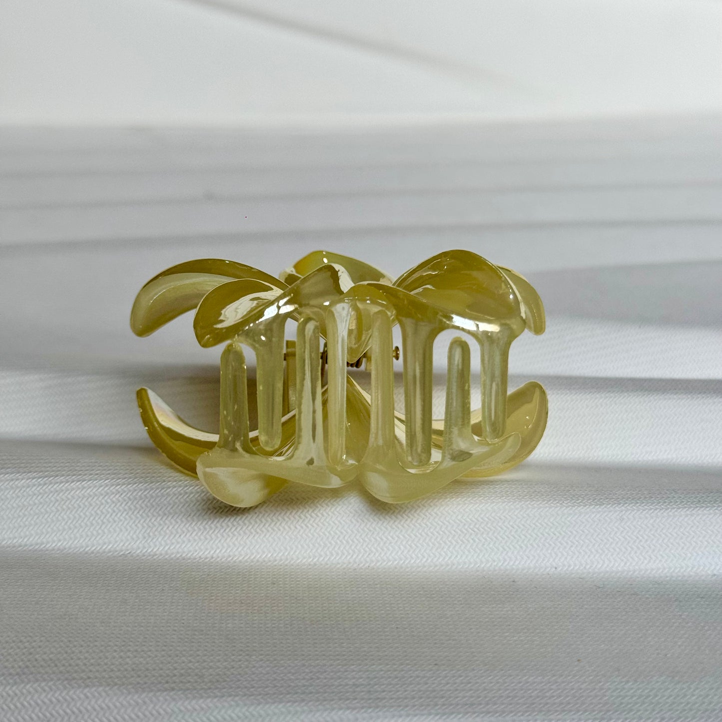 Moonlight Flower Claw Clip