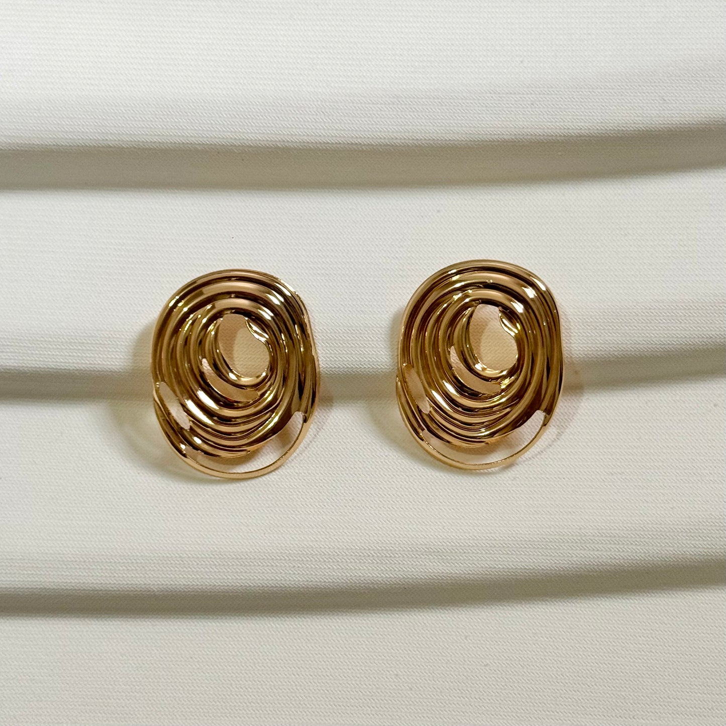 Vortex Earrings Gold
