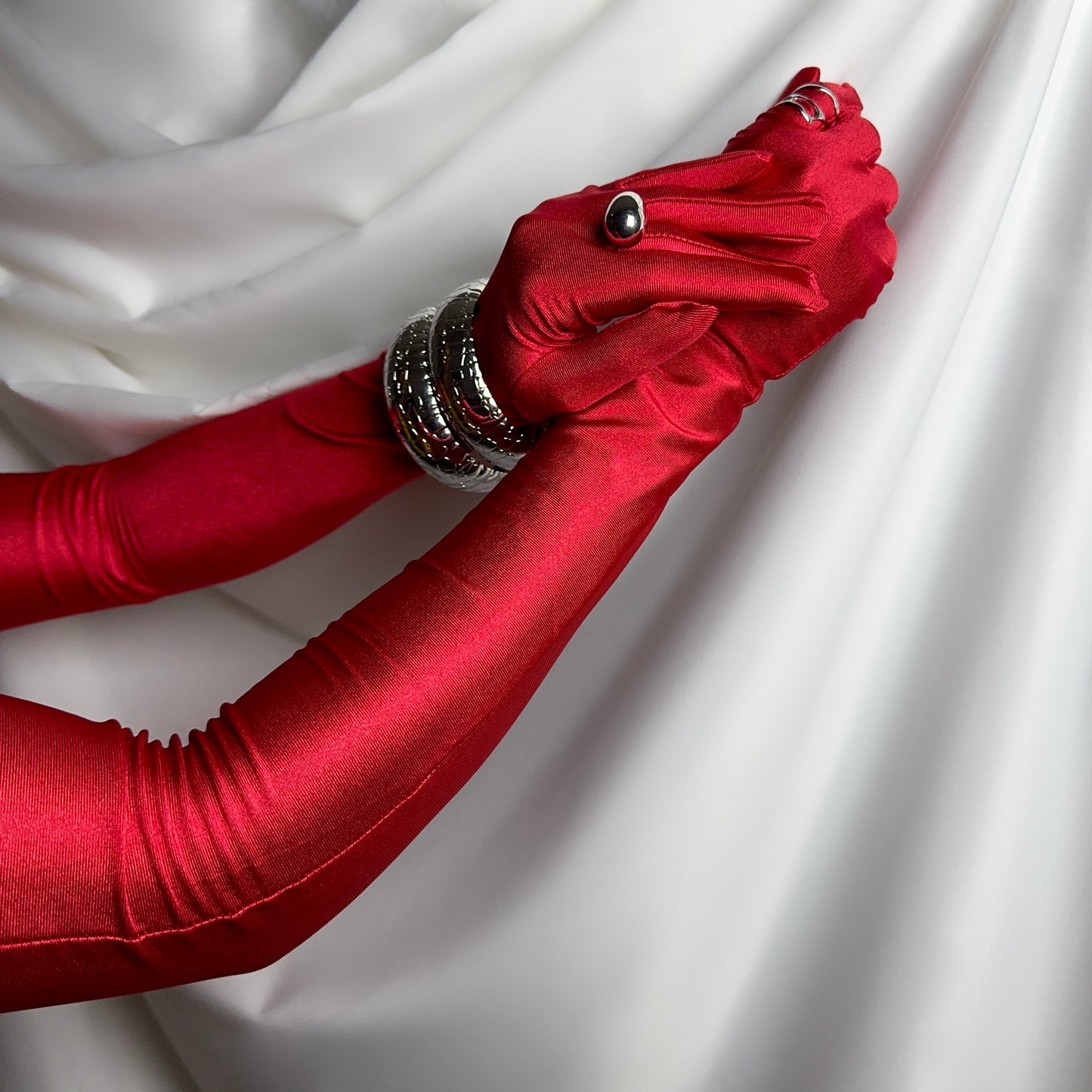 Sasha Gloves
