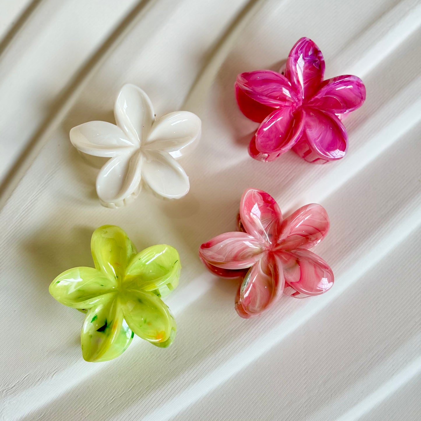 Marble Flower Claw Clip