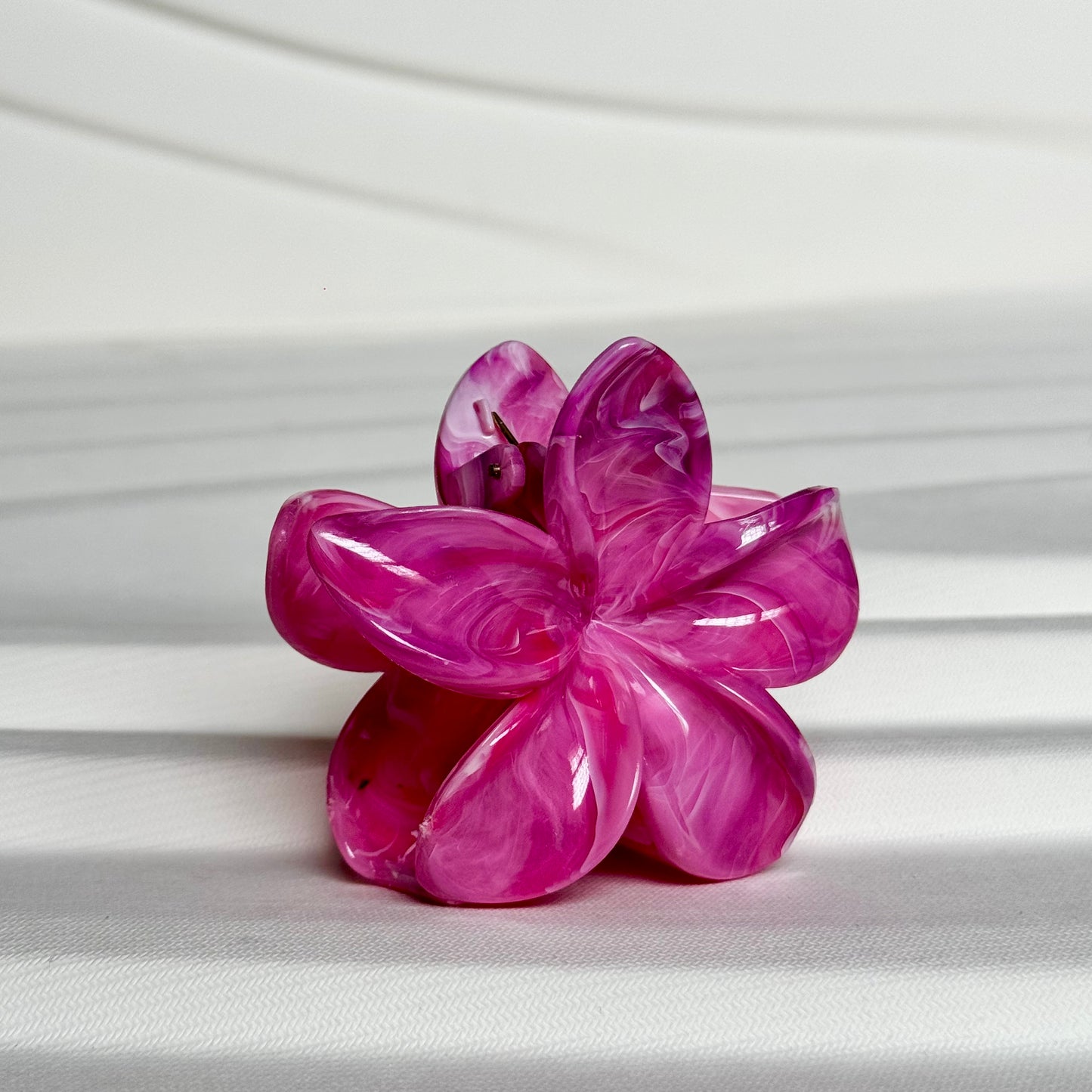 Marble Flower Claw Clip