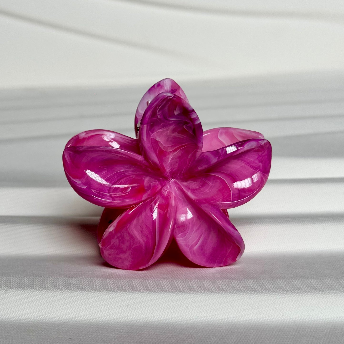 Marble Flower Claw Clip