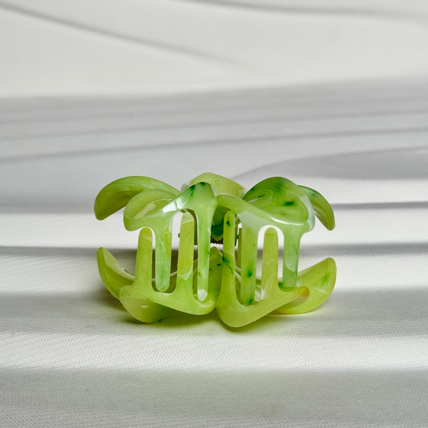 Marble Flower Claw Clip