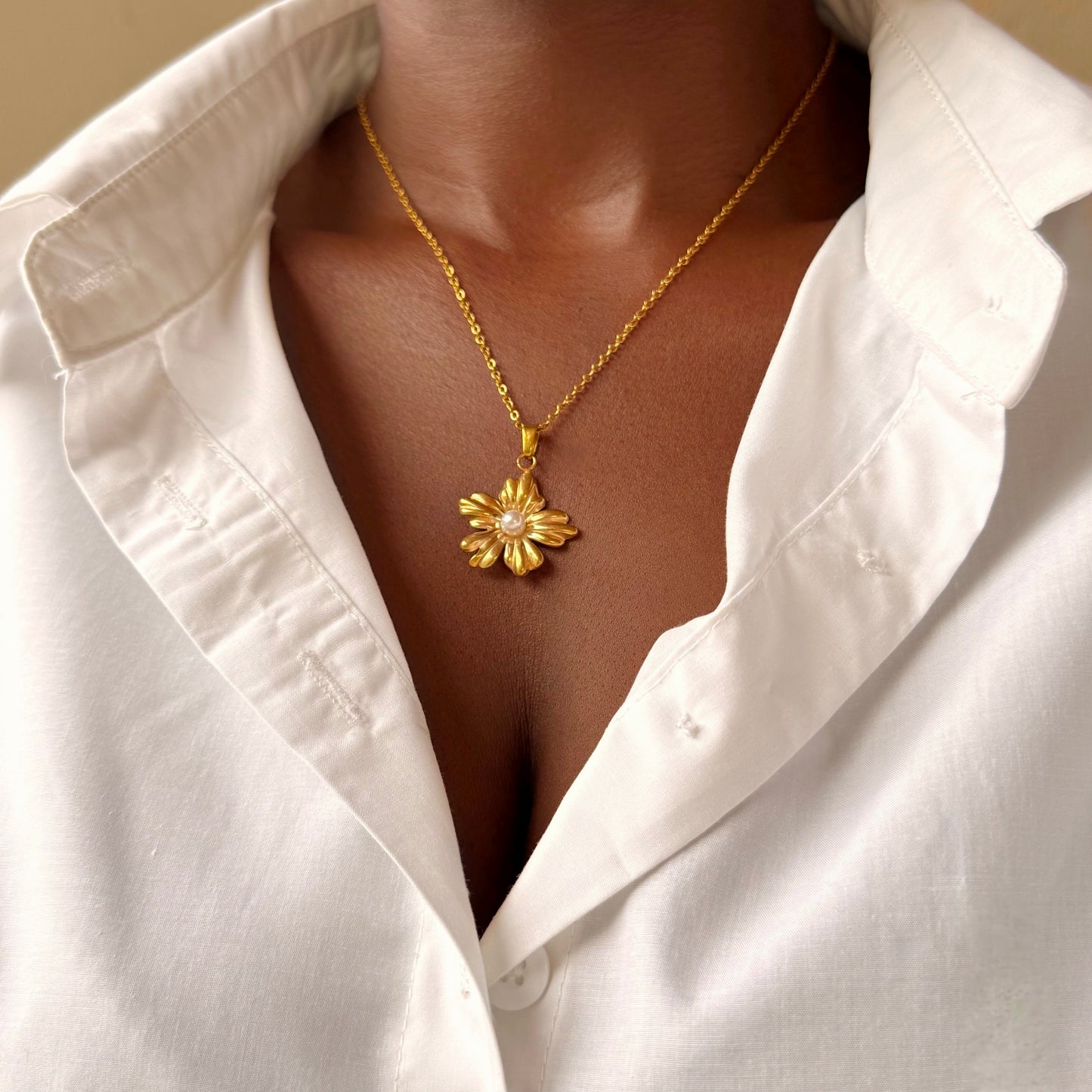 Loria Necklace