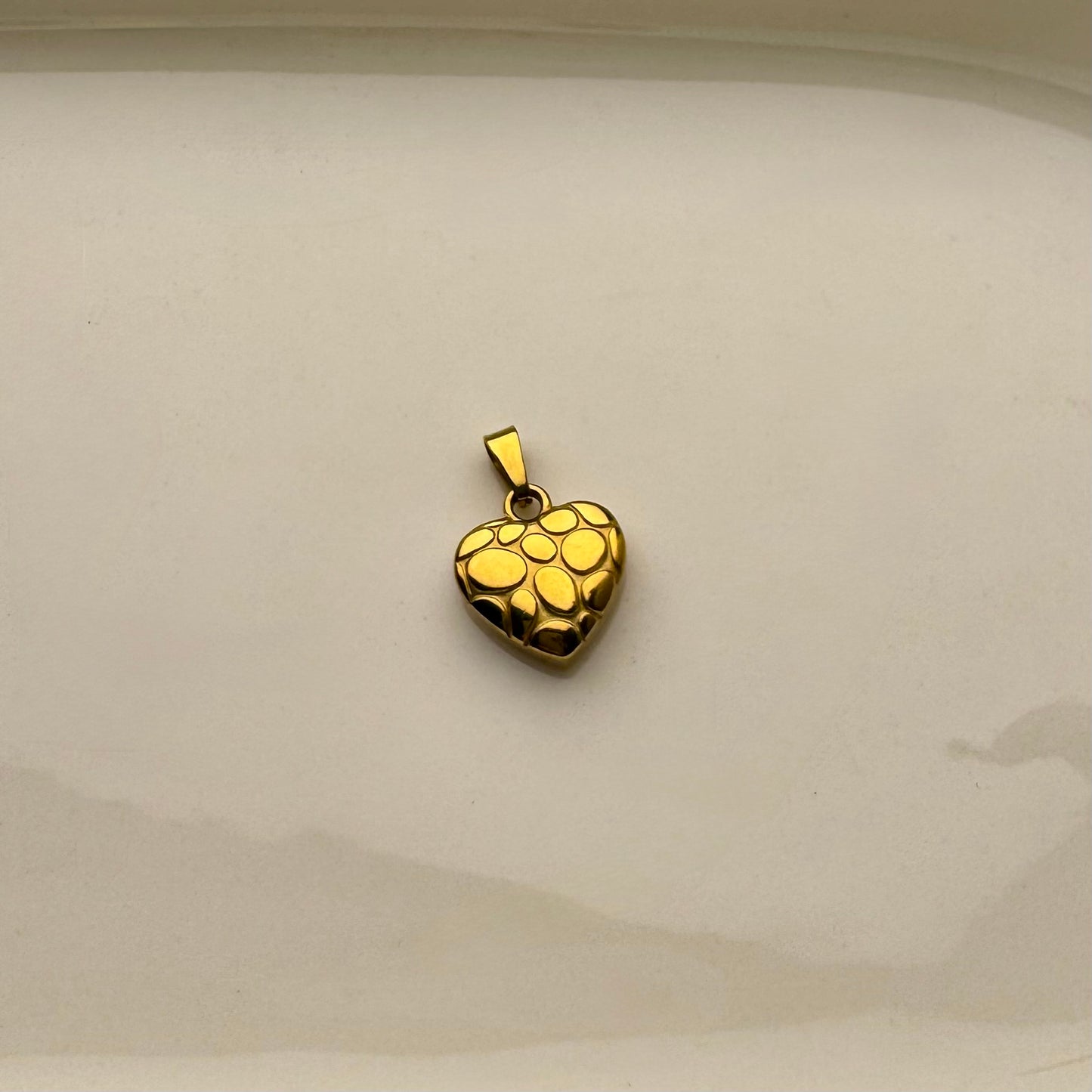 Stoned Heart Necklace-Gold