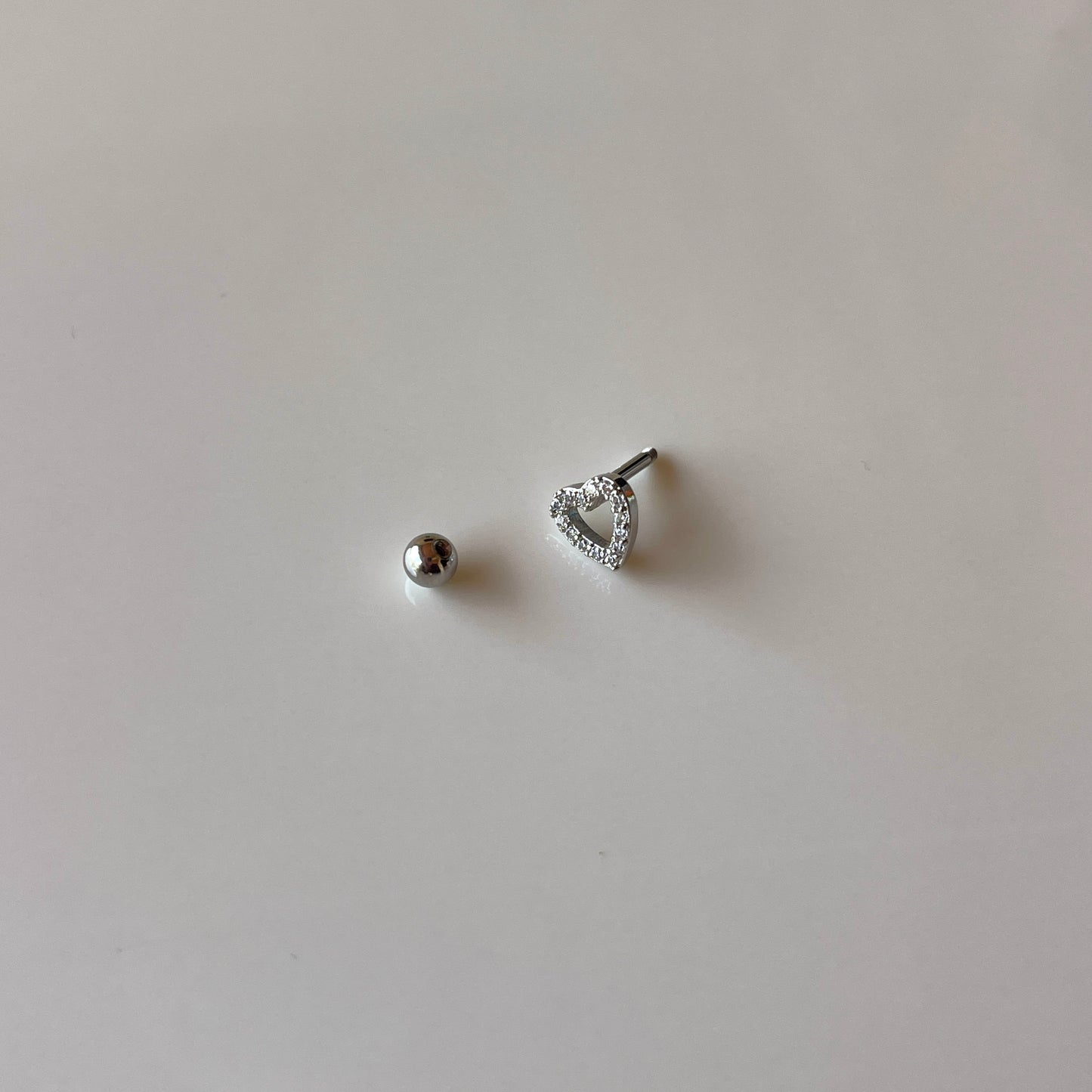 Silver Heart Ear Stud