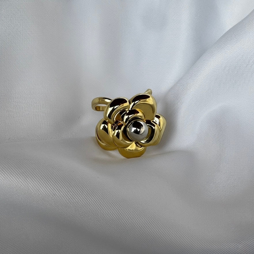 Camellia Scarf Buckle