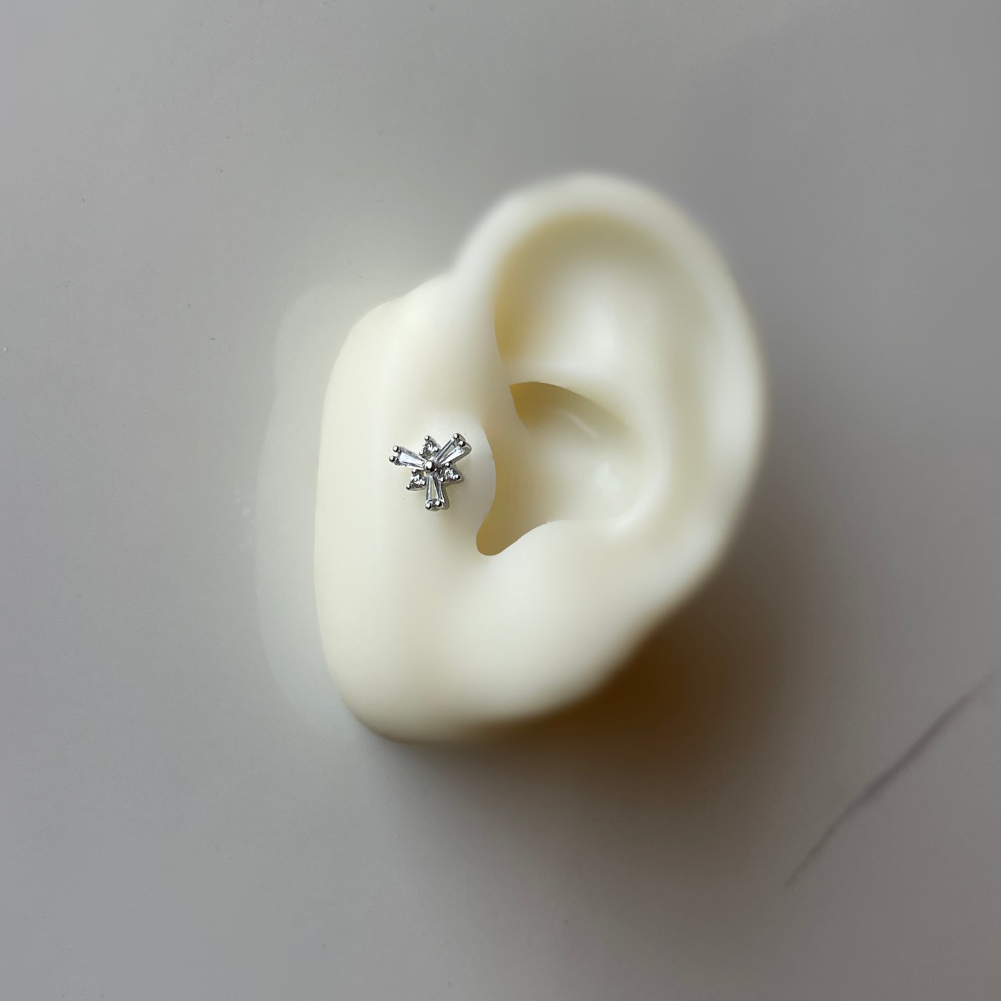 Snowflake Ear Stud