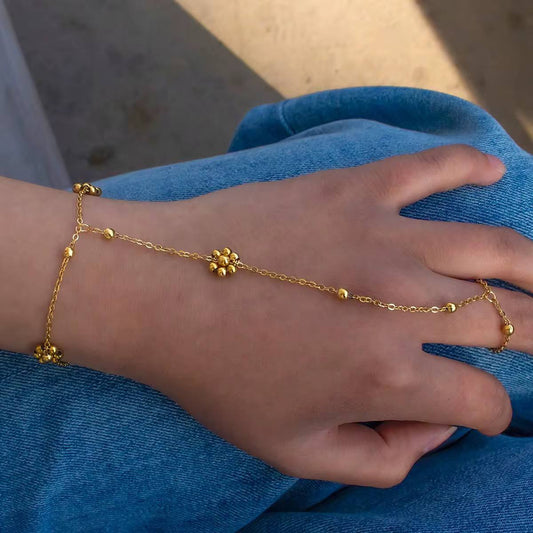 Daisies Hand Chain Bracelet