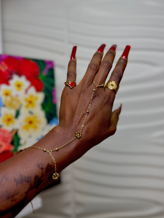 Daisies Hand Chain Bracelet
