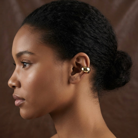 Bold Huggies Ear Cuff
