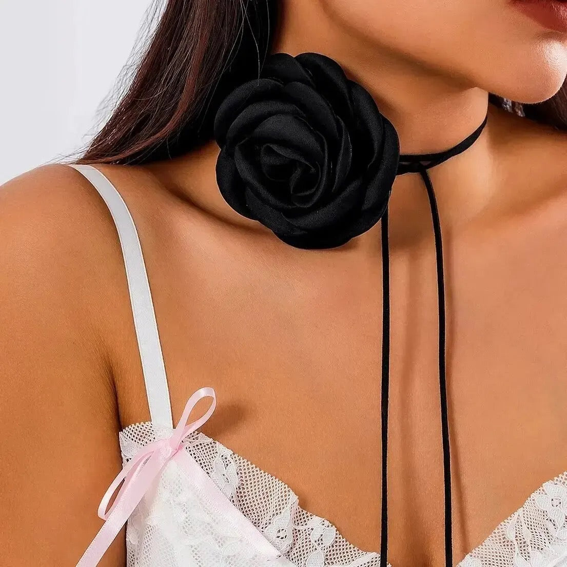 La Rosa Choker - Queenlybypinupqueens White