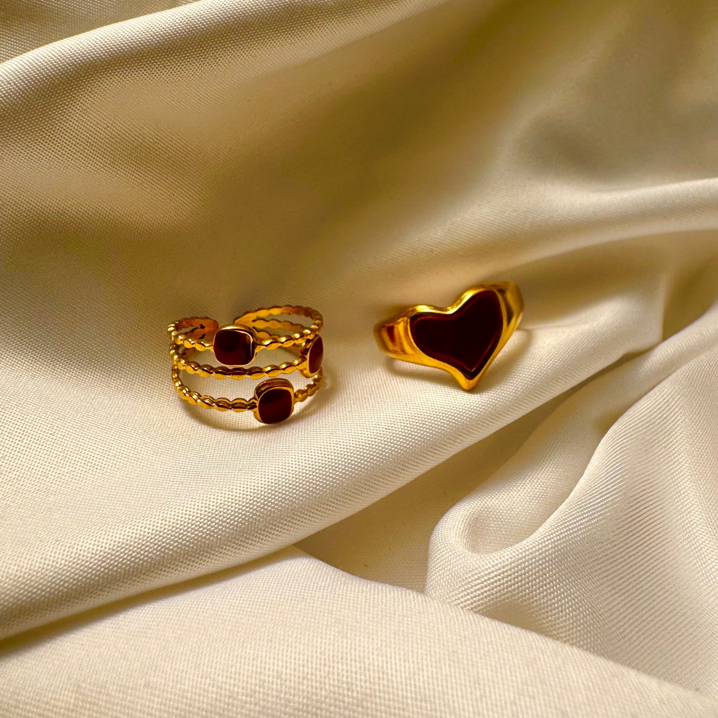 Amoura Ring