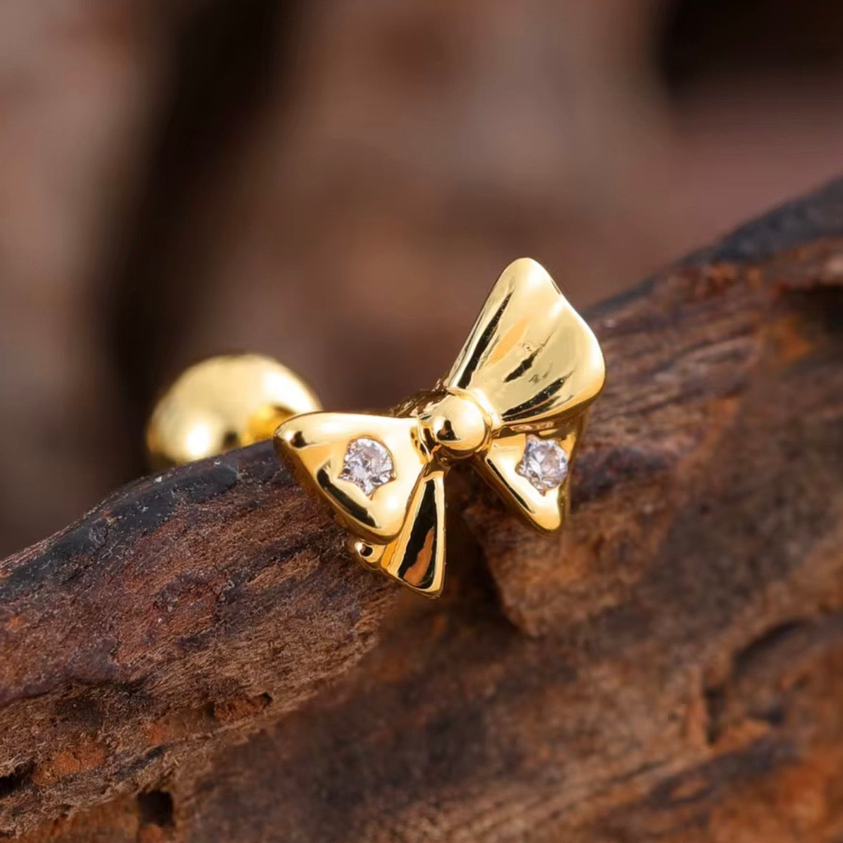 Ribbon Ear Stud