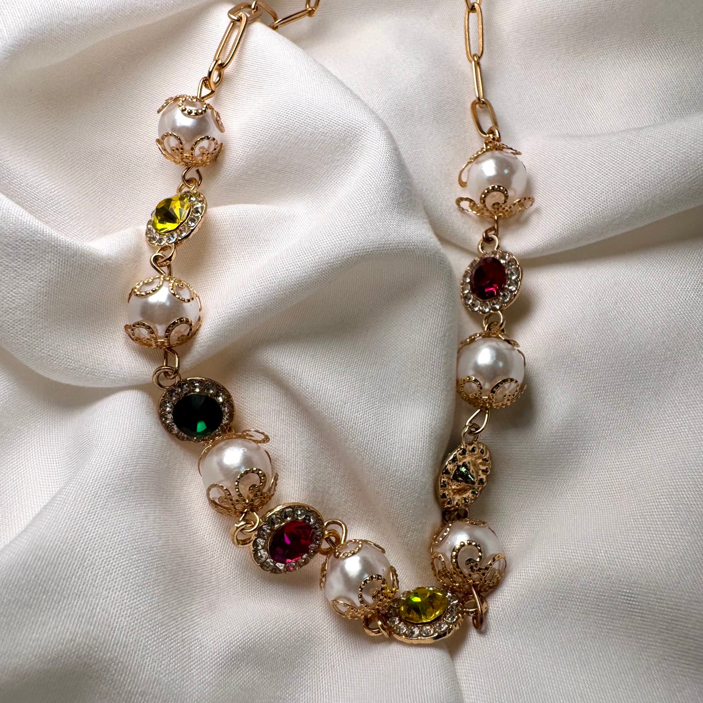 Aaliyah Pearl Necklace