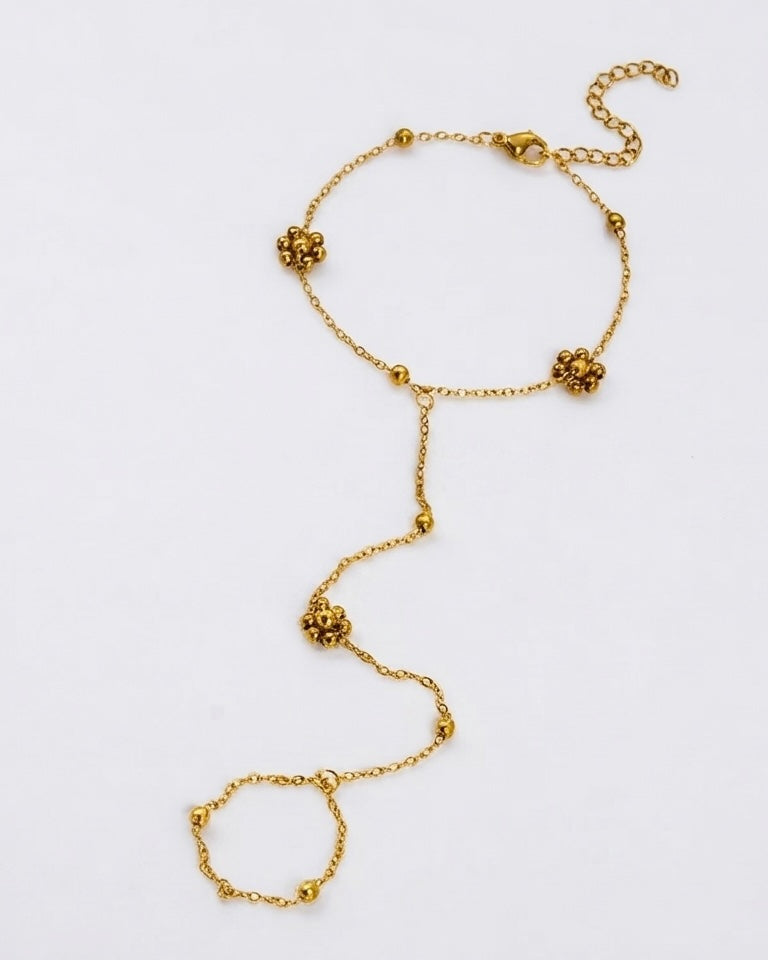 Daisies Hand Chain Bracelet