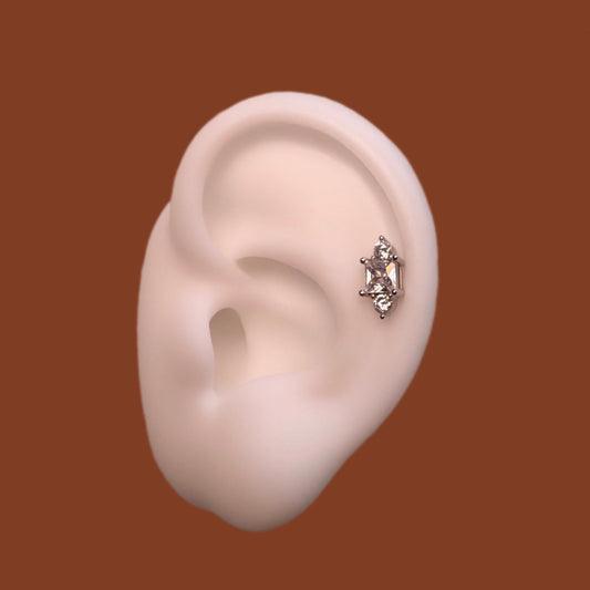 Essence Ear Stud